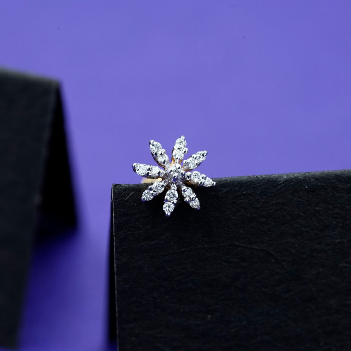 Sparkling Diamond Nose pin