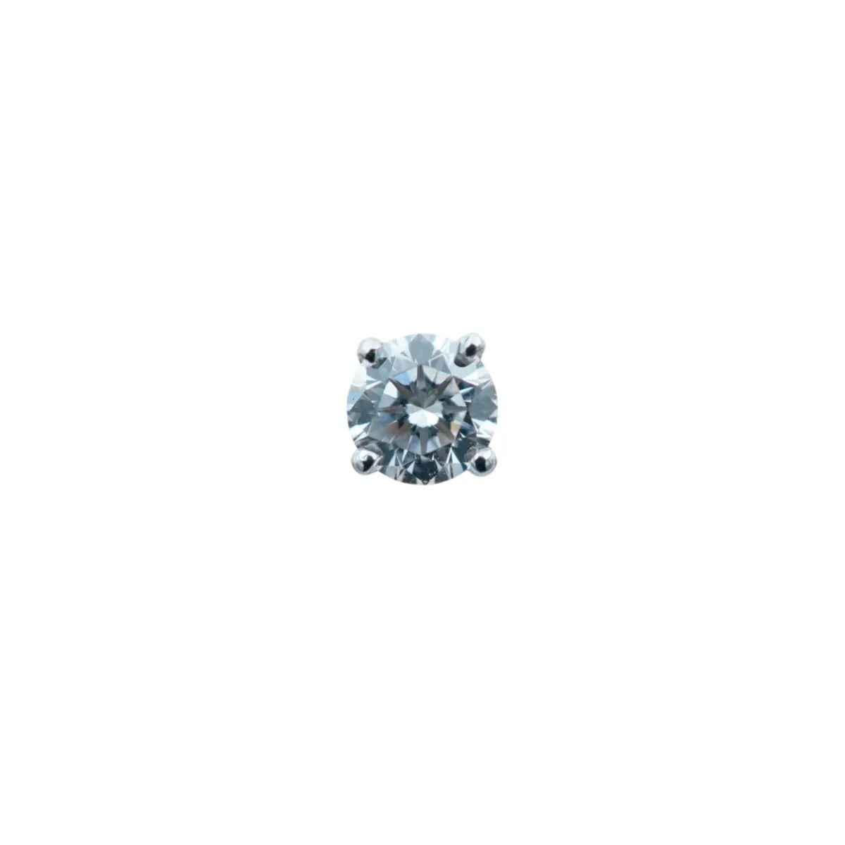 beautiful single stone diamond nose pin 