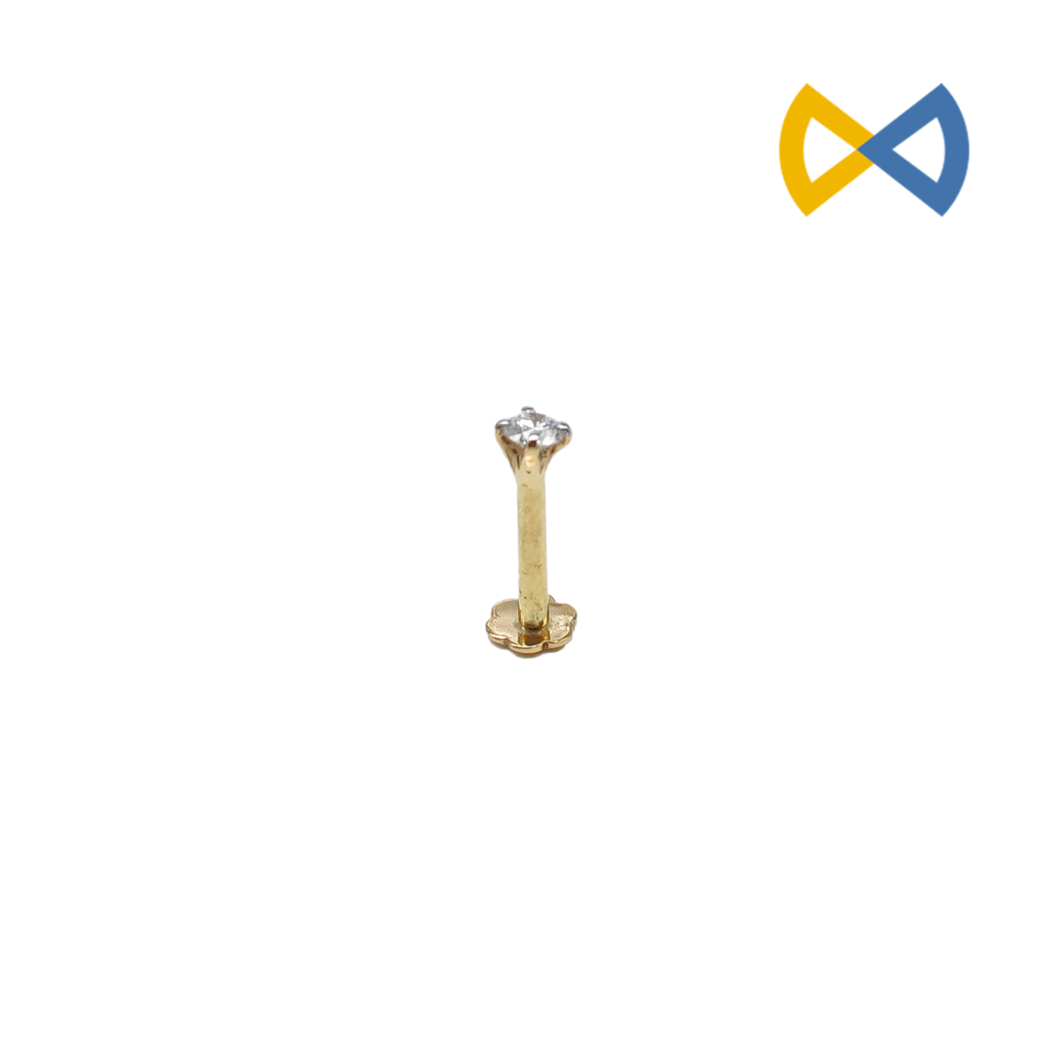 front view of Damaru's diamond nose pin. 